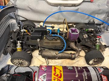 Macchina radiocomandata a scoppio 1:10