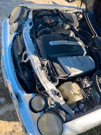 Motore mercedes w210 6 cilindri in linea diesel