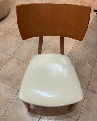 Tavolo salone + 4 sedie