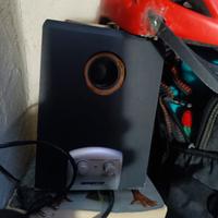 Arredamento pensili antichi +cassa sub per pc