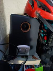 Arredamento pensili antichi +cassa sub per pc