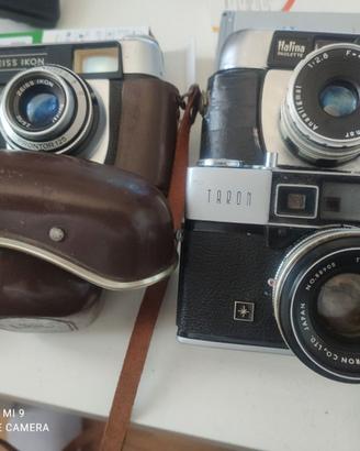 Tre macchine fotografiche analogiche vintage