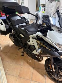 Kawasaki versys 1100