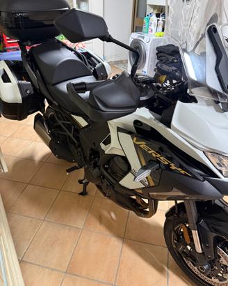 Kawasaki versys 1100