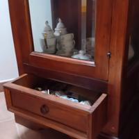 Vetrinetta legno massello vetro ripiani vetro