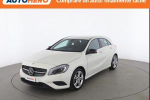 MERCEDES-BENZ A 180 XY34008
