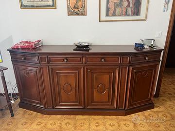 tavolo e mobile soggiorno