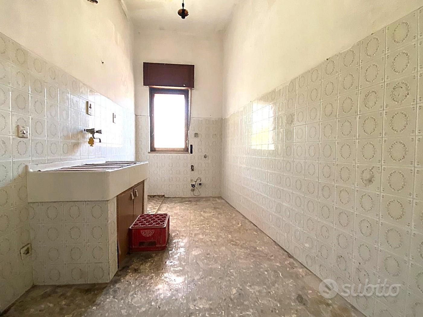 Apartment in Taranto, Talsano - Altro