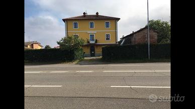 Villa indipendente con giardino