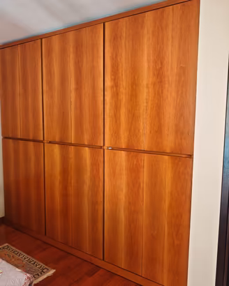 Camera da letto completa in legno