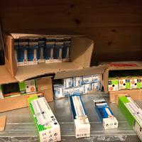 Lampade varie a Ioduro e PL