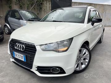 Audi A1 1.6 TDI 90cv TETTO NAVIGATORE