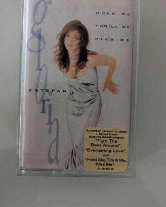 Gloria Estefan - Hold Me, Thrill Me, Kiss Me 1994