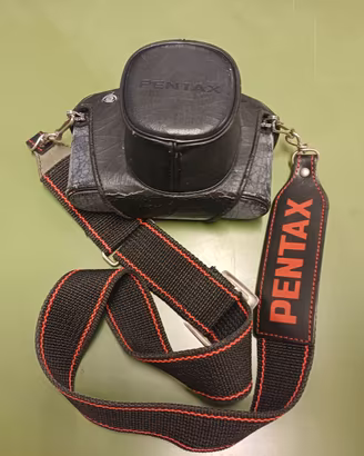 PENTAX ME Super con obiettivo, tracolla e custodia