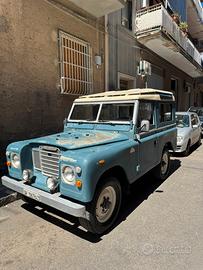 Land Rover III 88
