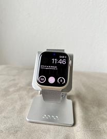 Stand di ricarica Apple Watch