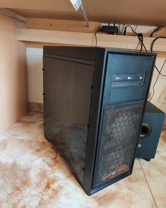 Computer da Gioco - Ryzen 5 5600x / RX 6750XT