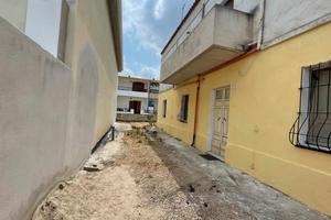 Ampio Appartamento Piano Terra con Cortile Privato