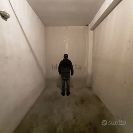 Garage box chiuso in via plinio