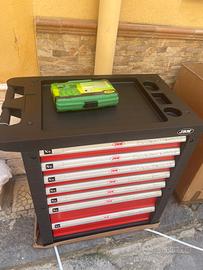 Carrello attrezzi
