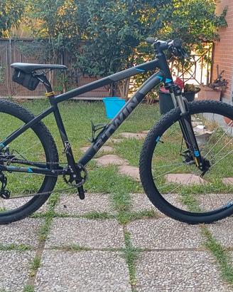 B'Twin Rockrider 520 — MTB 27.5" — Taglia da confe