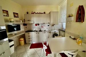 3 LOCALI A MONTEFIASCONE