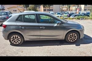 Skoda Fabia 2023 - solo  15. 500km - Neopatentati 