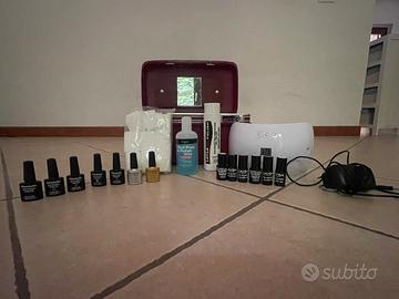 Lampada per unghie SUNUV LED + 13 Smalti + beauty