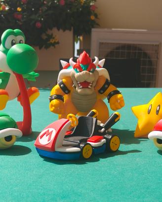 statuette del mondo super mario