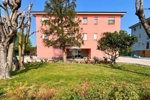 3 LOCALI A MOLINELLA