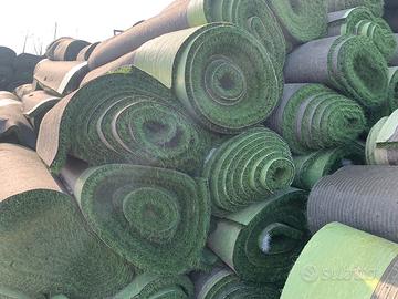 Erba sintetica ex campi da calcio