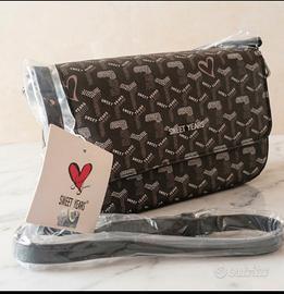 Borsa nera con loghi donna Sweet years nuova