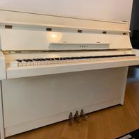 Pianoforte bianco panna Yamaha