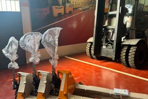 carrelli elevatori muletti