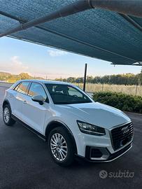 Audi q2 1.6 automatica design