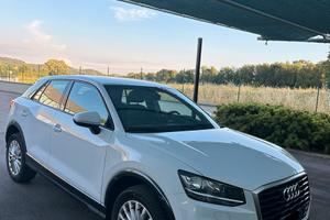 Audi q2 1.6 automatica design