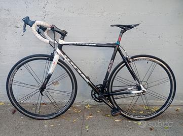 Bici da corsa in carbonio Look