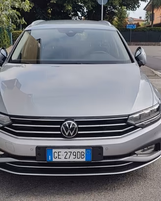 Volkswagen Passat Variant 2.0 TDI SCR 122 CV EVO D