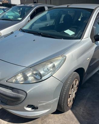 PEUGEOT 206 per ricambi usati
