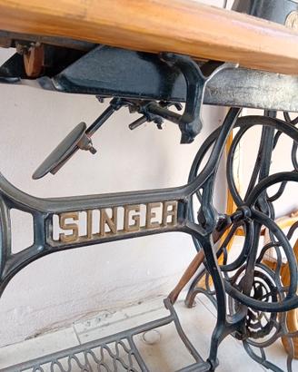 Macchina da cucire vintage