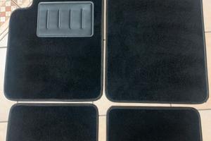 Tappetini per auto, universali, in moquette nera