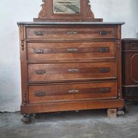 cassettone con specchio