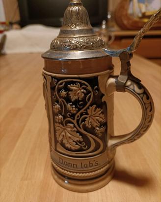 Boccale da birra in ceramica, Germania, XX secolo