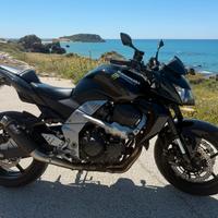 Kawasaki Z750 Metalic Diablo Black