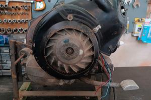 Blocco motore vespa 125 cc