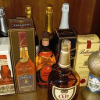 VARIE BOTTIGLIE DI LIQUORE   ANNI   90