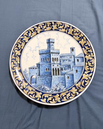 Piatto Albani Valentina ceramica di San Marino