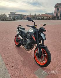 kmt Duke 790 accessoriata