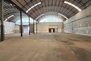 Capannone in Sant'Egidio del Monte Albino