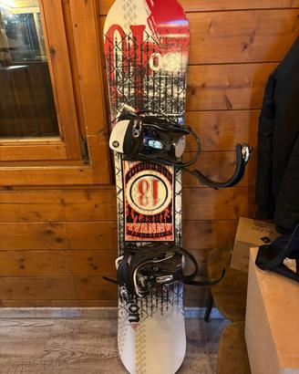 Tavola da snowboard Firefly 150 cm con attacchi